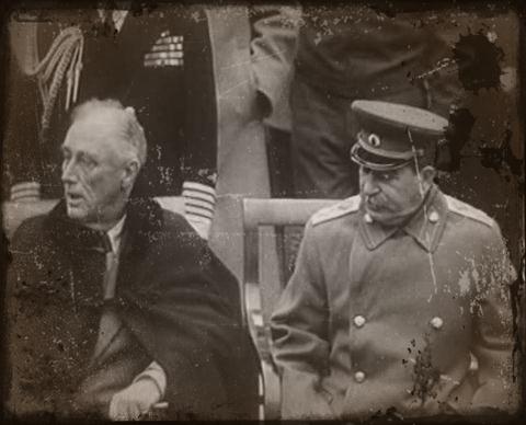 Roosevelt et Staline à la conference de Yalta
